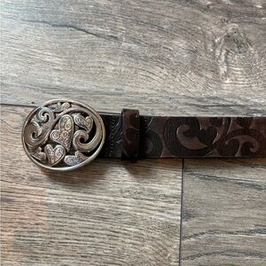 Brighton Textured Leather Belt with Heart buckle 32” new no tag